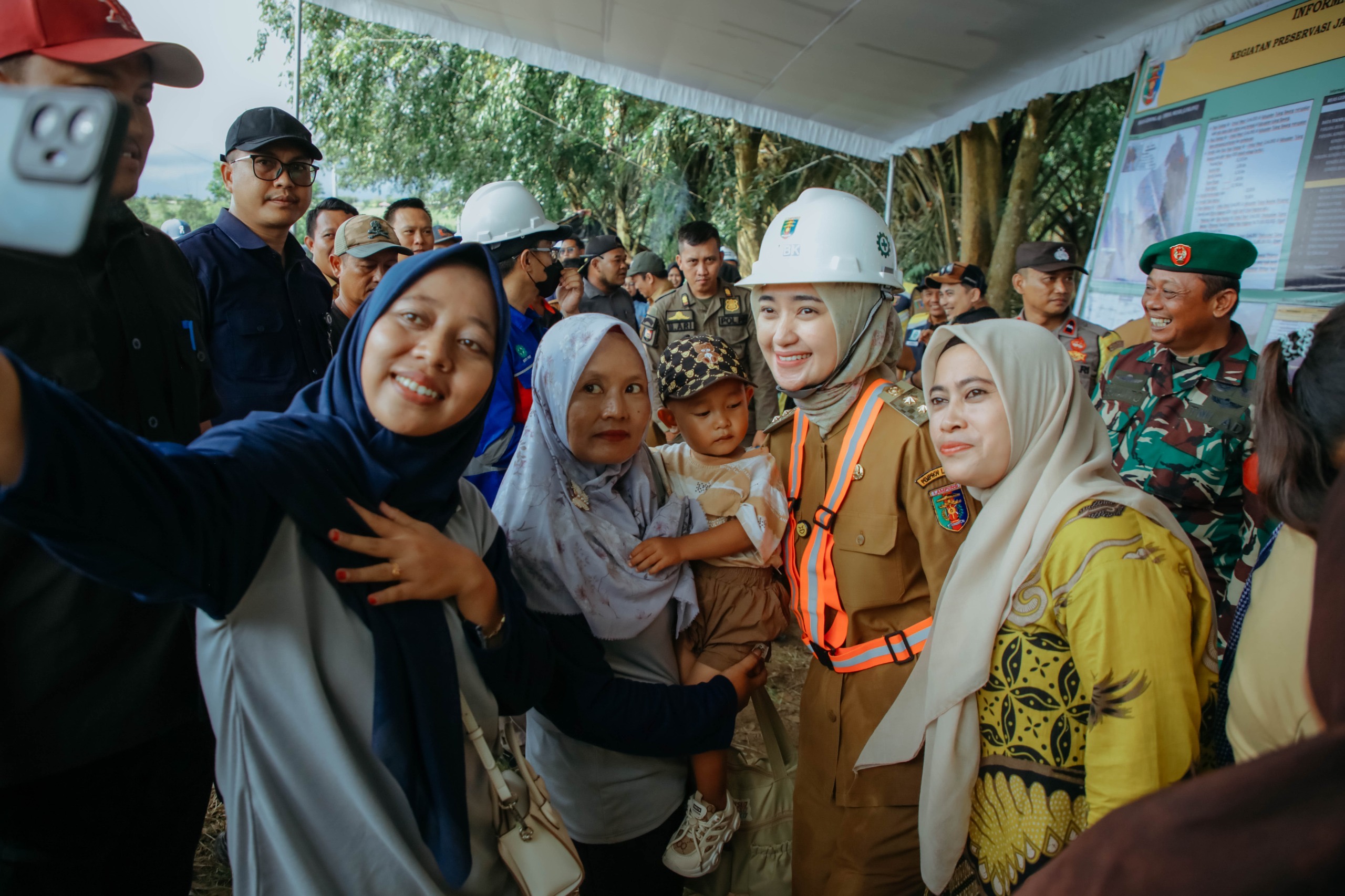 Komitmen Pemerintah Dalam Meningkatkan Infrastruktur