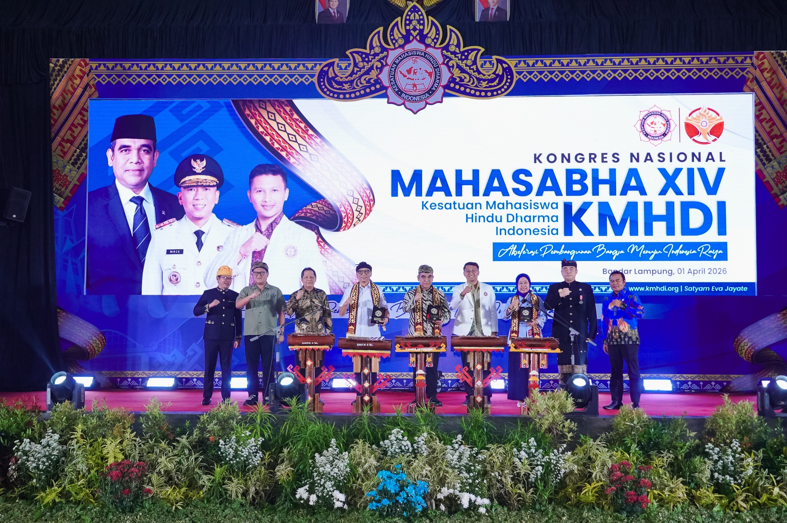 Gubernur Mirza Tekankan Nilai Tri Hita Karana di Mahasabha XIV KMHDI, Perkuat Harmoni Lampung